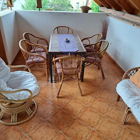 Апартаменты Kismarosi Center