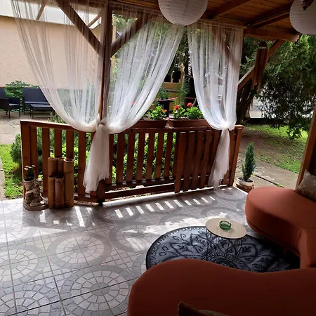 公寓 Kismarosi Center *