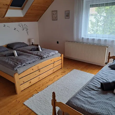 Апартаменты Kismarosi Center *